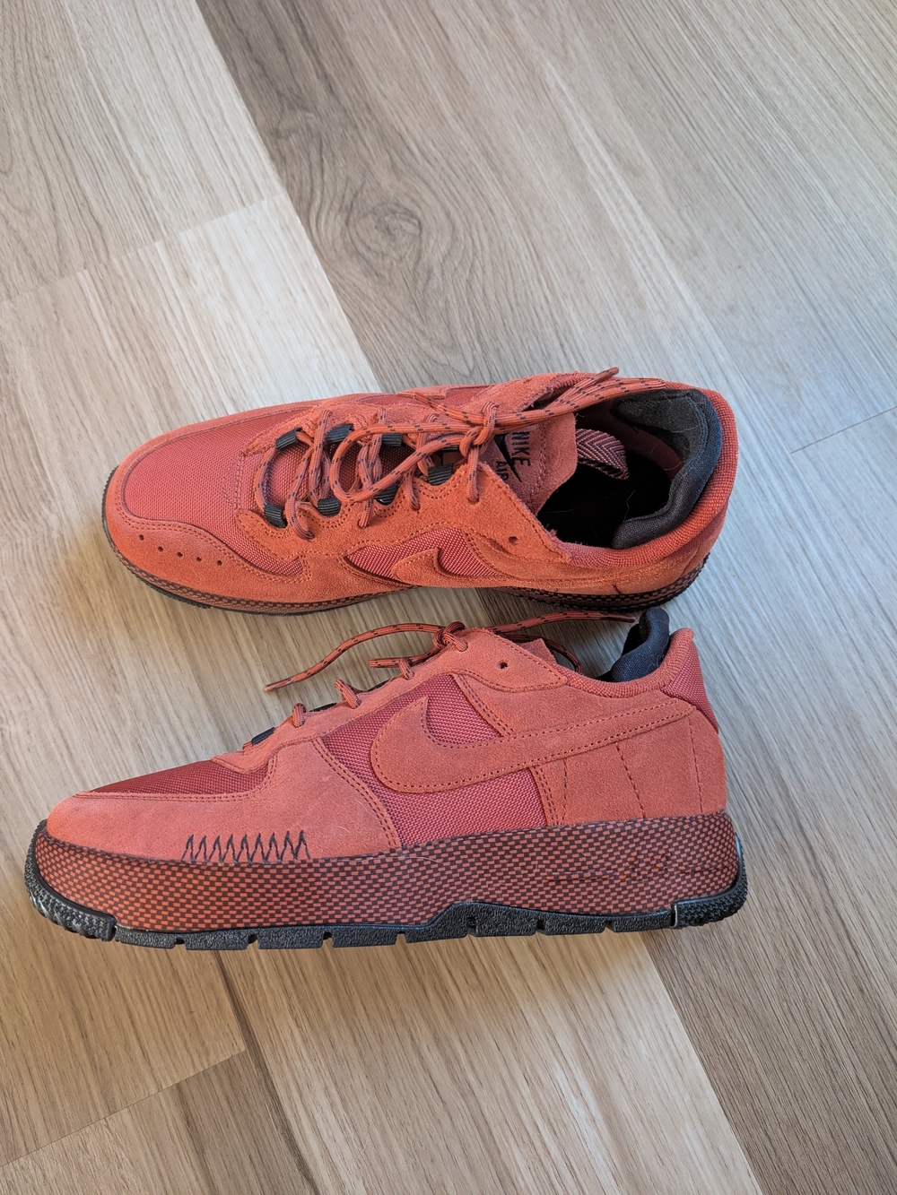 New Nike Air Force 1 Wild, Women's 9.5, Rugged Orange / Noir
